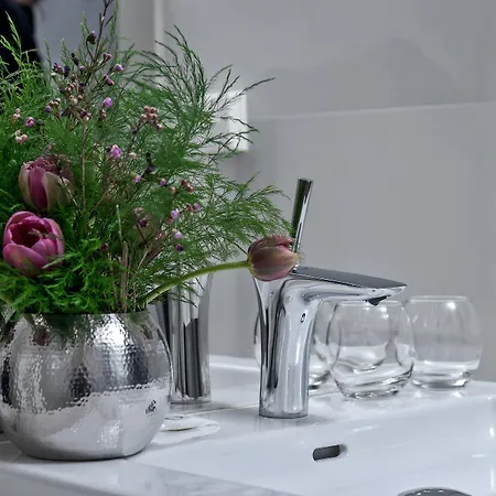 Heritage Hotel 19 4*