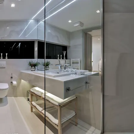 Heritage Hotel 19 4*