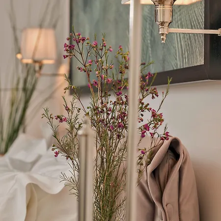 Heritage Hotel 19 4*