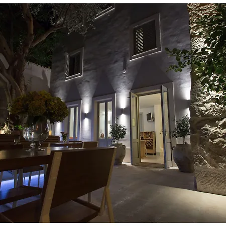 Heritage 19 호텔 4*