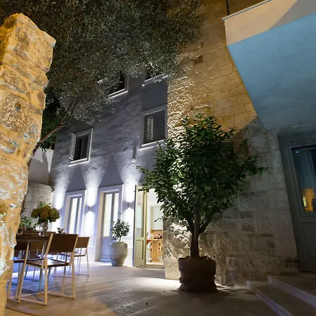 Hotel Heritage 19 4*