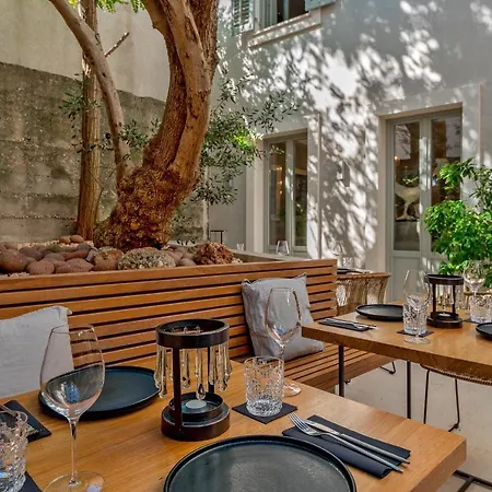 Hotel Heritage 19 4*