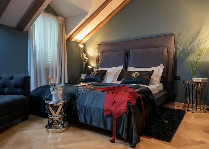 Heritage 19 Hotel
