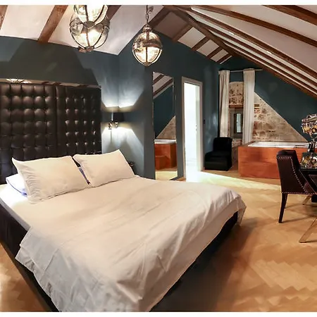 Heritage 19 Hotel 4*