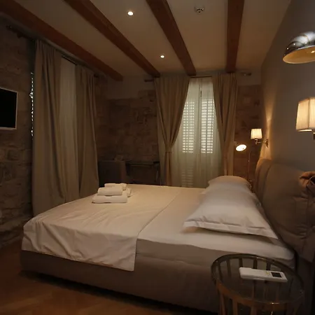 Hotel Heritage 19