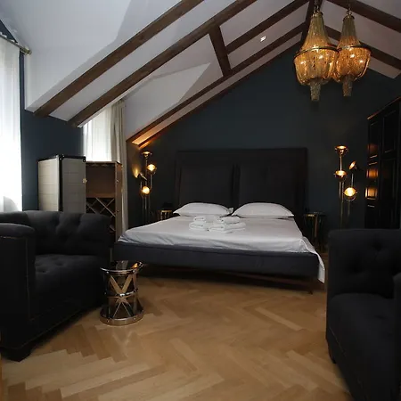Heritage 19 Hotel